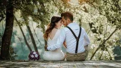 Les secrets pour annoncer un mariage au thème nature avec un faire-part en ligne unique...